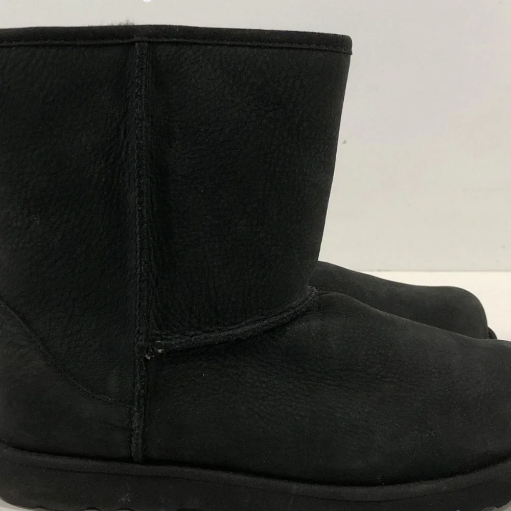 UGG gently used